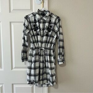 A.N.A Plaid Floral Embroidered Shirt Dress Size Large